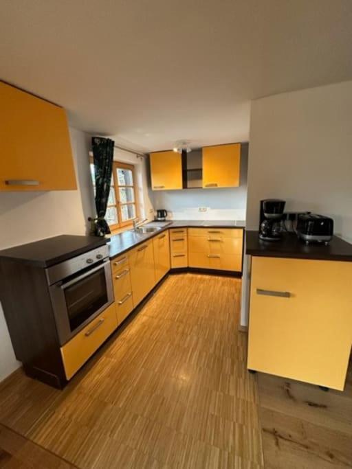 Charmante Farbenfrohe Wohnung Fuer Zwei 피쉬바하우 외부 사진