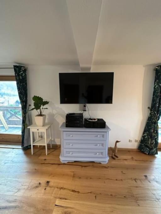 Charmante Farbenfrohe Wohnung Fuer Zwei 피쉬바하우 외부 사진