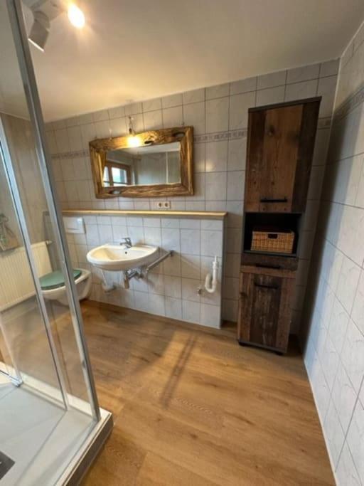 Charmante Farbenfrohe Wohnung Fuer Zwei 피쉬바하우 외부 사진