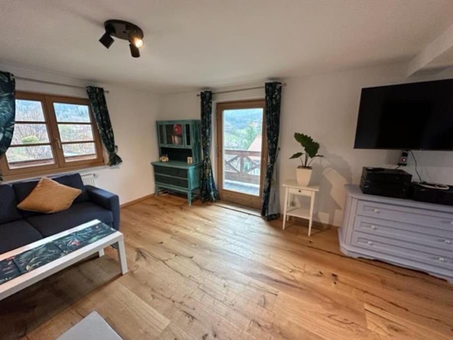Charmante Farbenfrohe Wohnung Fuer Zwei 피쉬바하우 외부 사진